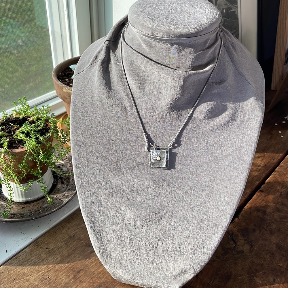 SILPADA x DIDAE Vintage Sterling & Pearl Brutalist / Modernist Hook Clasp - Picture 8 of 16